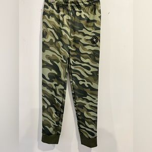Converse Camo joggers